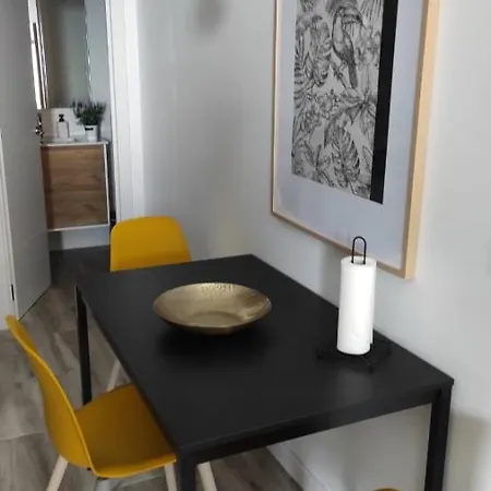 Apartamento La Avenida De Lägenhet