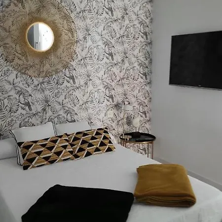 Apartamento La Avenida De Lägenhet *